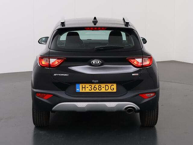 KIA Stonic 1.0 T-GDi DynamicLine | Navigatie | Apple Carplay/Android Auto | Parkeercamera | Airco | Cruise Control |