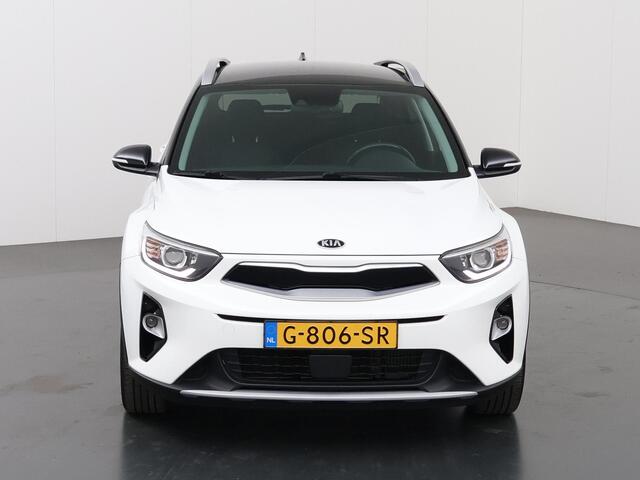 KIA Stonic 1.0 T-GDi DynamicPlusLine | Navigatiesysteem | Parkeercamera | Keyless Go | Leder Stuurwiel