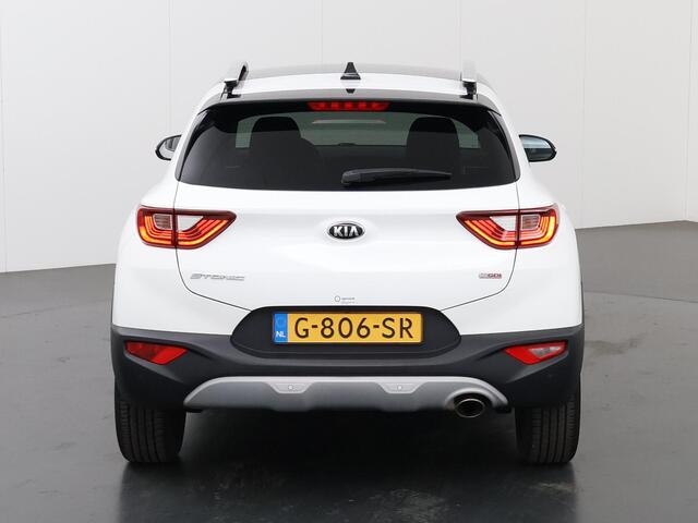 KIA Stonic 1.0 T-GDi DynamicPlusLine | Navigatiesysteem | Parkeercamera | Keyless Go | Leder Stuurwiel