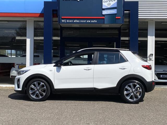 KIA Stonic 1.0 T-GDi DynamicLine / 100 Pk / NL-Auto / Apple-Carplay & Aindrod-Auto / DAB / Radio-Bluetooth / Navi / Camera / Airco / Cruise-Control / ELKTR-Pakket / PDC Achter / LMV 17' / All-Season / ENZ.