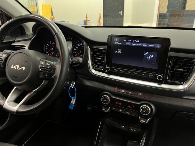 KIA Stonic 1.0 T-GDi MHEV DynamicLine / CAMERA / CRUISE.C. / CARPLAY /