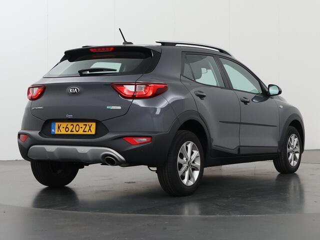 KIA Stonic 1.0 T-GDi MHEV DynamicLine | Navigatie Carplay | Parkeercamera | Apple Carplay/Android Auto | Climate Control | Cruise Control |