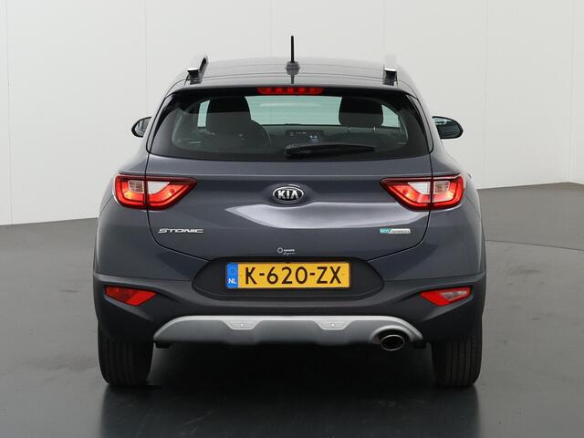 KIA Stonic 1.0 T-GDi MHEV DynamicLine | Navigatie Carplay | Parkeercamera | Apple Carplay/Android Auto | Climate Control | Cruise Control |