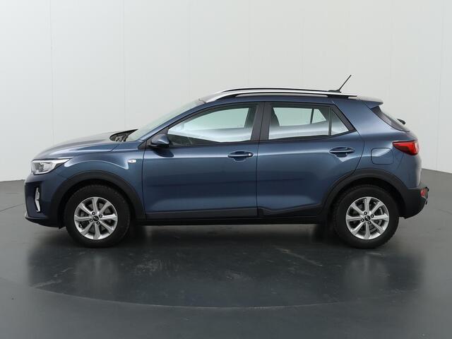 KIA Stonic 1.0 T-GDi MHEV DynamicLine | Trekhaak | Parkeercamera | Apple Carplay/Android Auto | Climate Control | Cruise Control | Navigatie via Carplay |