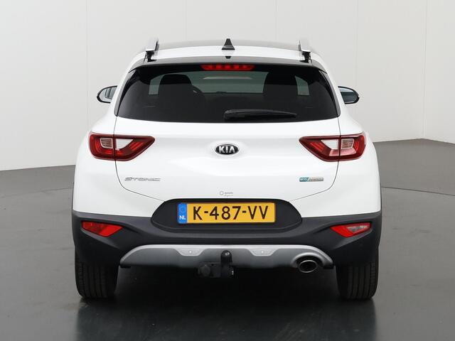 KIA Stonic 1.0 T-GDi MHEV DynamicPlusLine | Trekhaak | Keyless | Navigatie | Parkeercamera | Apple Carplay/Android Auto | Climate Control |
