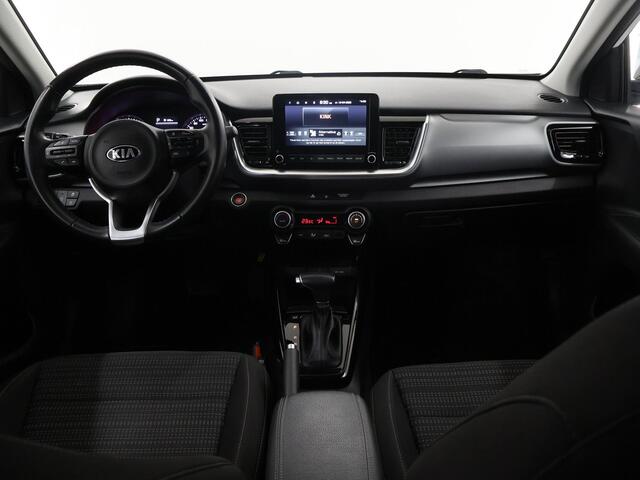 KIA Stonic 1.0 T-GDi MHEV DynamicPlusLine | Trekhaak | Keyless | Navigatie | Parkeercamera | Apple Carplay/Android Auto | Climate Control |