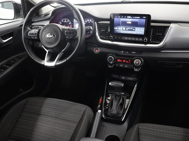 KIA Stonic 1.0 T-GDi MHEV DynamicPlusLine | Trekhaak | Keyless | Navigatie | Parkeercamera | Apple Carplay/Android Auto | Climate Control |