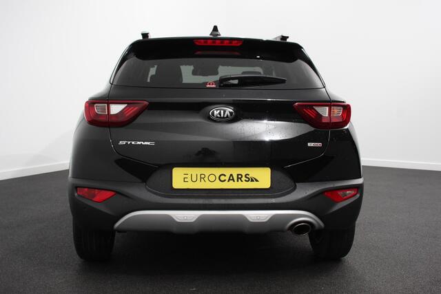 KIA Stonic 1.0 T-GDi Advance Navigatie Apple Carplay/Android Auto Camera Cruise Control Camera Lane Assist Parkeersensoren Voor + Achter Stoel/Stuurverwarming