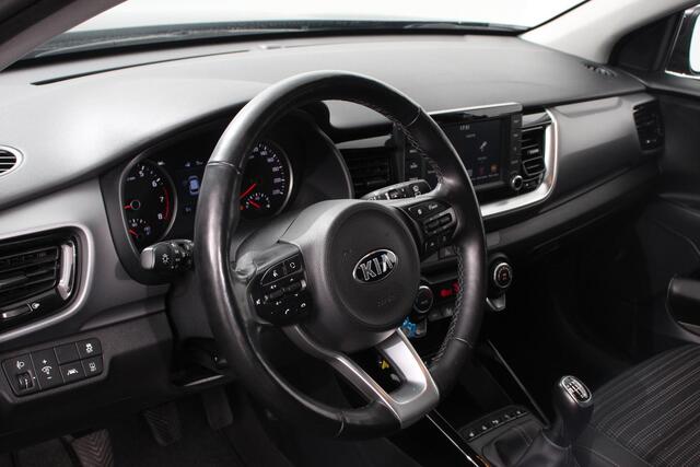 KIA Stonic 1.0 T-GDi Advance Navigatie Apple Carplay/Android Auto Camera Cruise Control Camera Lane Assist Parkeersensoren Voor + Achter Stoel/Stuurverwarming