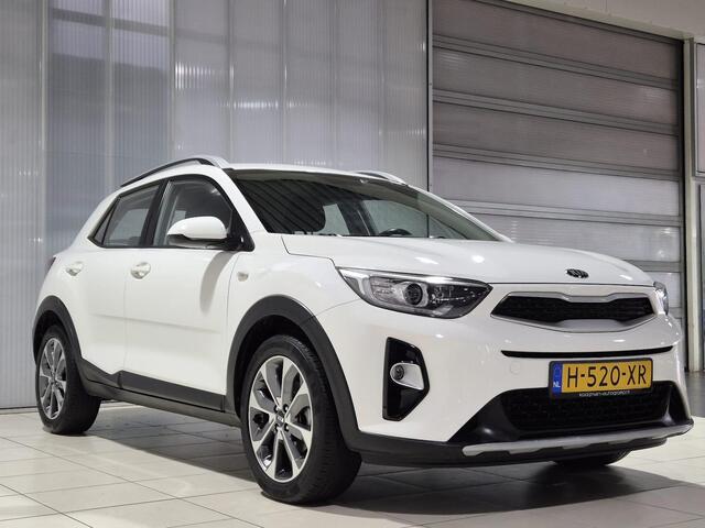 KIA Stonic 1.0 T-GDi DynamicLine met Trekhaak, Apple Carplay/Android Auto, Navigatie, achteruitrijcamera.