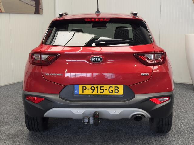 KIA Stonic 1.0 T-GDi ExecutiveLine NAVIGATIE CRUISE CONTROL APPLE CARPLAT/ANDROID KEYLESS GO RIJSTROOKSENSOREN DODEHOEKSENSOREN ACHTERUITRIJCAMERA TREKHAAK ZEER MOOI !! 3010