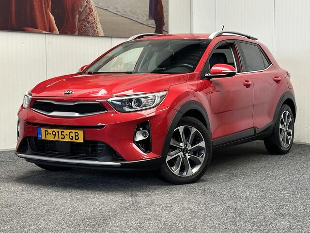KIA Stonic 1.0 T-GDi ExecutiveLine NAVIGATIE CRUISE CONTROL APPLE CARPLAT/ANDROID KEYLESS GO RIJSTROOKSENSOREN DODEHOEKSENSOREN ACHTERUITRIJCAMERA TREKHAAK ZEER MOOI !! 3010