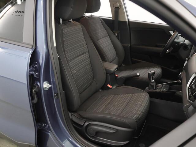KIA Stonic 1.0 T-GDi MHEV DynamicPlusLine | Stoel/Stuurwielverwarming | Navigatie | Parkeercamera | Climate control
