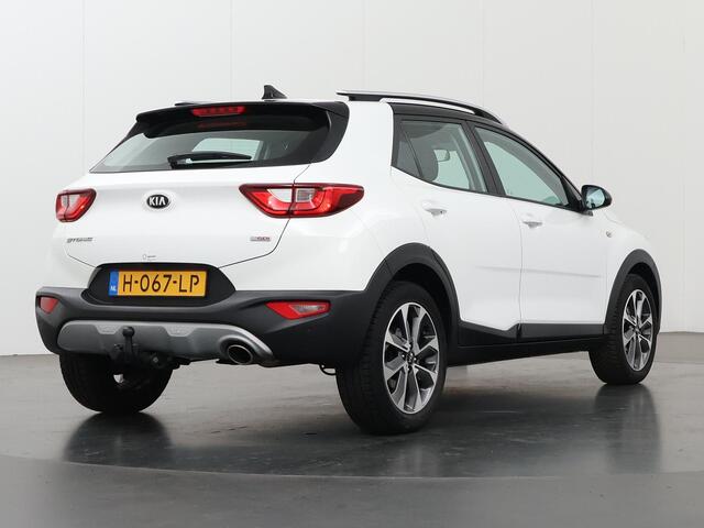 KIA Stonic 1.0 T-GDi DynamicLine | Trekhaak | Navigatie | Apple Carplay/Android Auto | Parkeercamera | Airco | Cruise Control |