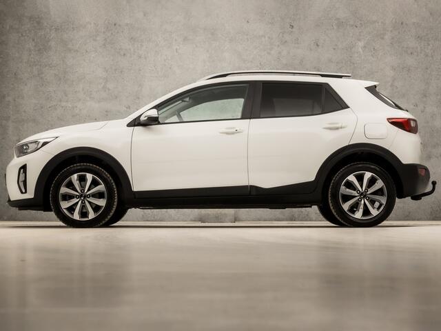 KIA Stonic 1.0 T-GDi MHEV DynamicPlusLine (APPLE CARPLAY, GROOT NAVI, CLIMATE, ADAPTIVE CRUISE, SPORTSTOELEN, KEYLESS, CAMERA, GETINT GLAS, LM VELGEN, NIEUWSTAAT)