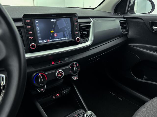 KIA Stonic 1.0 T-GDi DynamicLine | Navigatie | Parkeercamera | Roofrails | Lichtmetalen velgen |