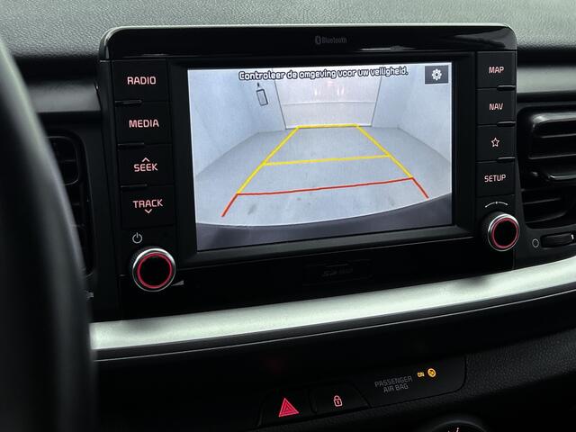KIA Stonic 1.0 T-GDi DynamicLine | Navigatie | Parkeercamera | Roofrails | Lichtmetalen velgen |