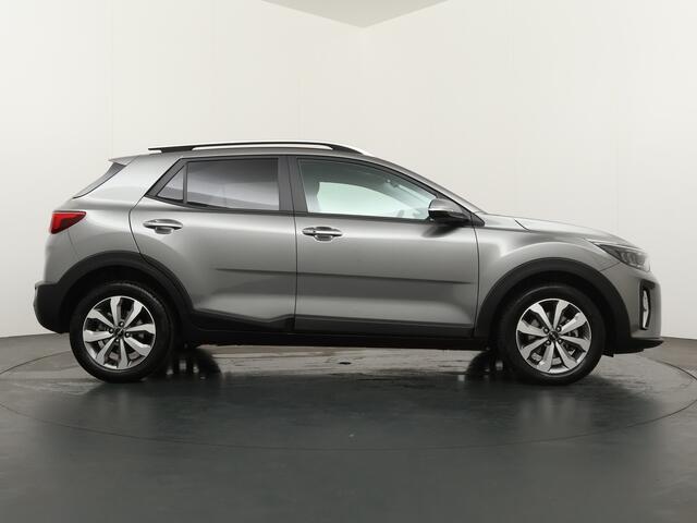 KIA Stonic 1.0 T-GDi MHEV DynamicPlusLine - Stoel/Stuur Verwarming - Cruise Control - Keyless Entry - Climate Control - Apple/Android Carplay - Fabrieksgarantie tot 08-2031