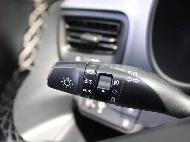 KIA Stonic 1.0 T-GDi DynamicLine | Automaat | Airco | 17" LM | Camera | Cruise | Navi | Apple CarPlay/Android Auto |