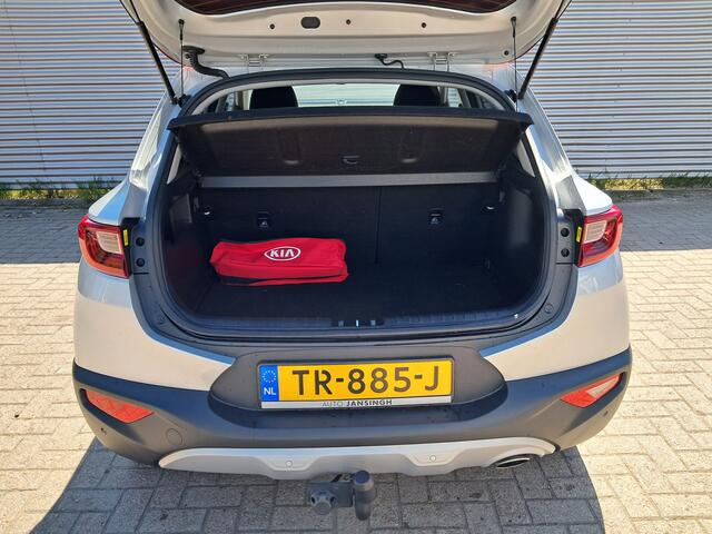 KIA Stonic 1.0 T-GDi DynamicLine met 25.885 km!!! | Clima | Cruise | Camera | LM Velgen | Ndl auto | Trekhaak | Navigatie | Keyless | RIJKLAARPRIJS INCL 12 MAANDEN GARANTIE EN BEURT