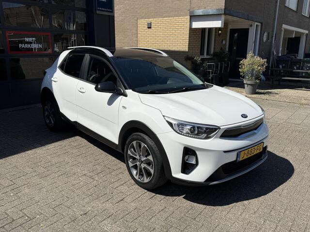 KIA Stonic 1.0 T-GDi Sports Edition / Airco/ Navigatie/ Cruise/ Apple carplay/ LED/ PDC/ LMV