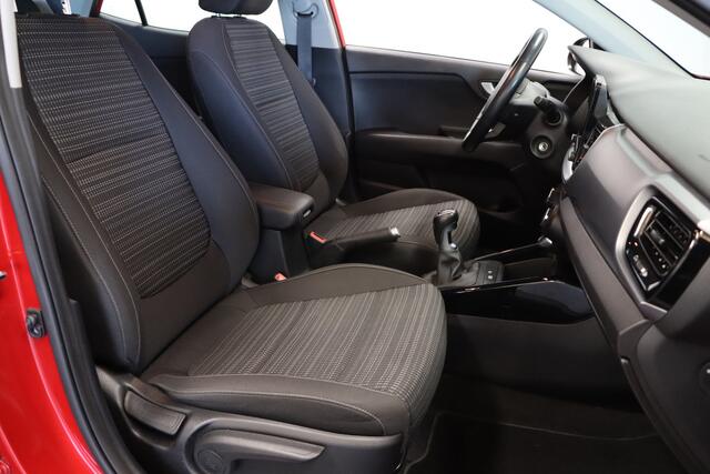 KIA Stonic 1.0 T-GDi MHEV DynamicLine Navigatie
