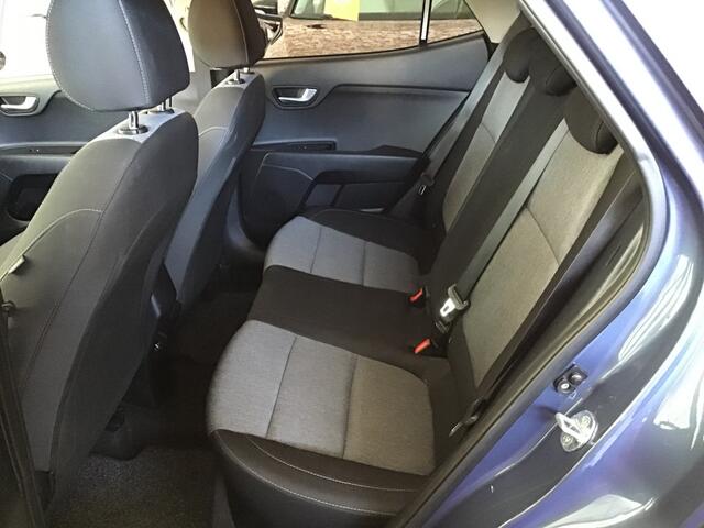 KIA Stonic 1.0 T-GDi MHEV Dyn L