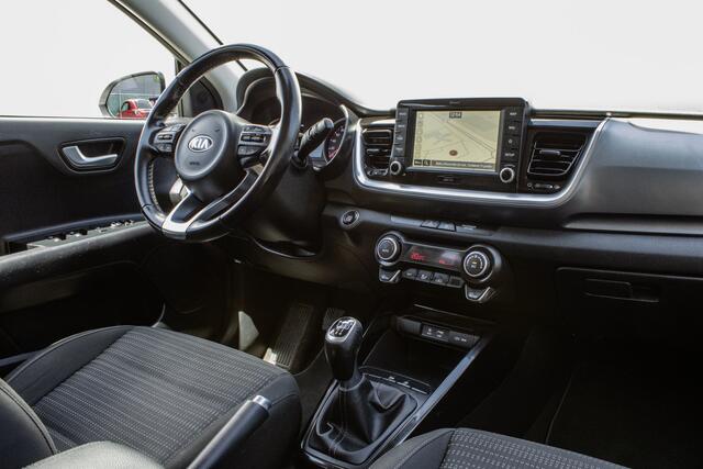 KIA Stonic 1.0 T-GDi 100pk DynamicPlusLine Full map navigatie/ Camera/ DAB+/ Carplay/ Cruise control