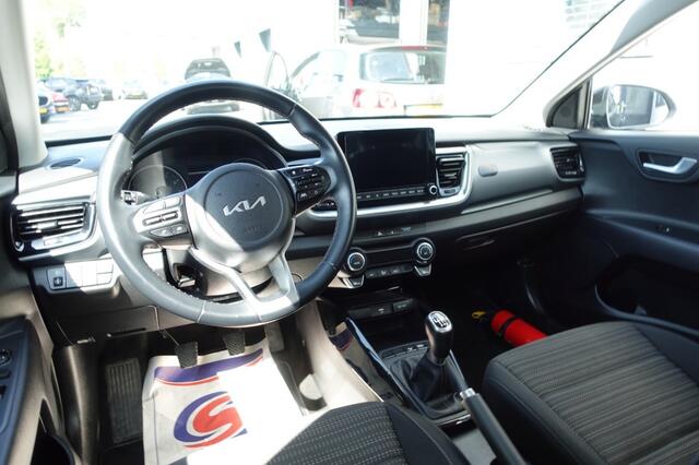 KIA Stonic 1.0 T-GDi 100PK DYNAMIC-LINE MILD HYBRIDE