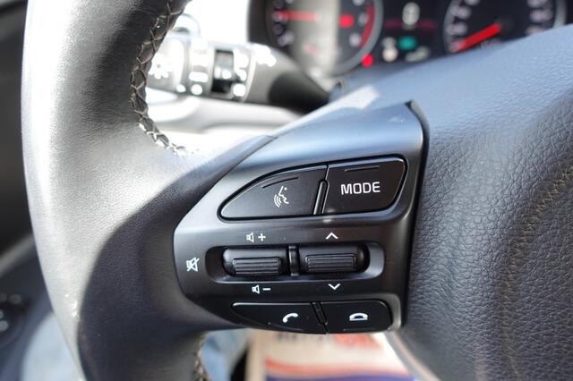 KIA Stonic 1.0 T-GDi 100PK DYNAMIC-LINE MILD HYBRIDE