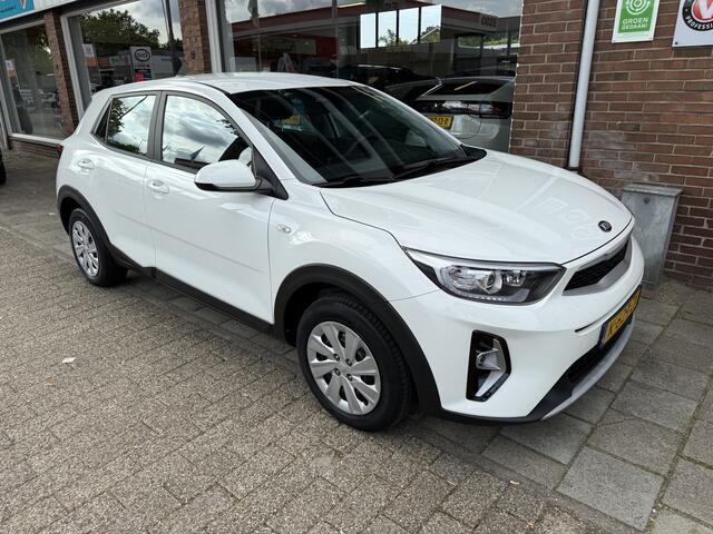 KIA Stonic 1.0 T-GDi MHEV ComfortLine | cruise control | elektrische ramen | airco |