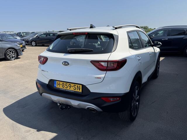 KIA Stonic 1.0 T-GDi DynamicLine Trekhaak, Navigatie, Achteruitrijcamera, Cruise control, 17" LMV, Dealeronderhouden, BTW-auto