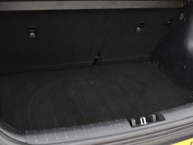 KIA Stonic 1.0 T-GDi ComfortPlusLine Navigator | Trekhaak | Camera | Carplay | Navigatie | Cruise control | Airco | Bluetooth | Parkeerhulp