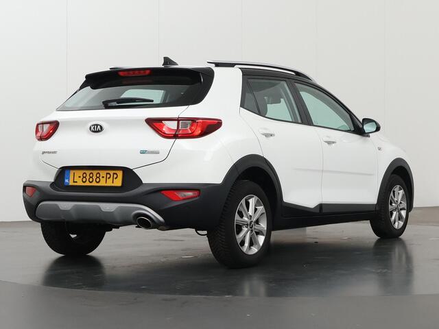 KIA Stonic 1.0 T-GDi MHEV DynamicLine | Navigatie | Parkeercamera | Apple Carplay/Android Auto | Climate Control | Cruise Control |