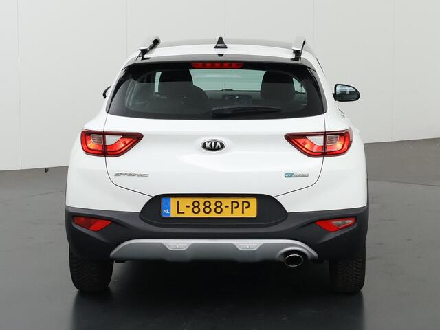 KIA Stonic 1.0 T-GDi MHEV DynamicLine | Navigatie | Parkeercamera | Apple Carplay/Android Auto | Climate Control | Cruise Control |