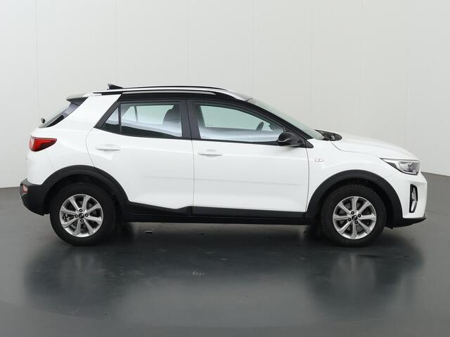 KIA Stonic 1.0 T-GDi MHEV DynamicLine | Navigatie | Parkeercamera | Apple Carplay/Android Auto | Climate Control | Cruise Control |