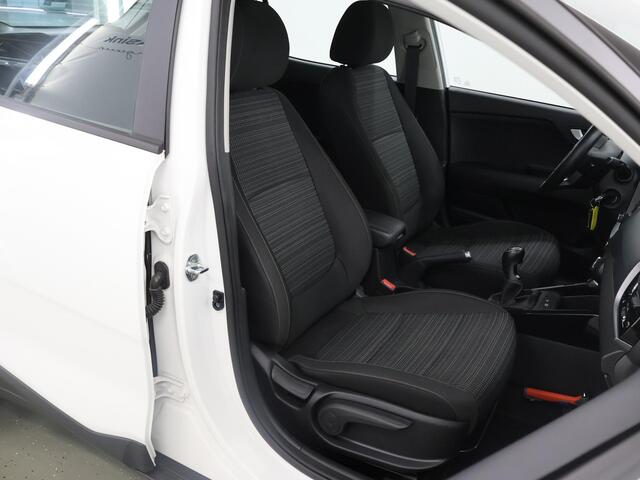 KIA Stonic 1.0 T-GDi MHEV DynamicLine | Navigatie | Parkeercamera | Apple Carplay/Android Auto | Climate Control | Cruise Control |