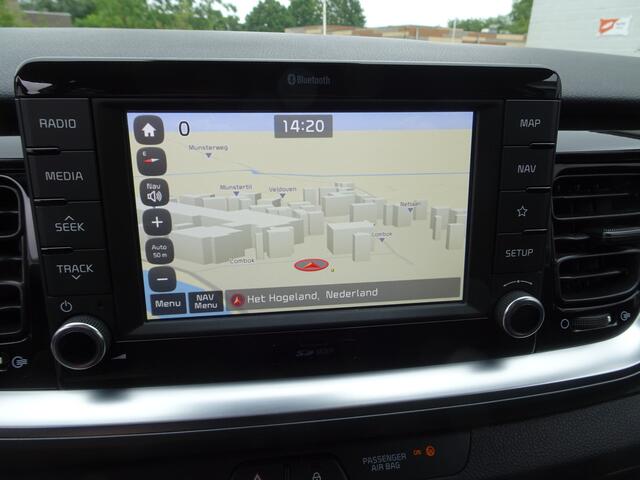 KIA Stonic 1.0 T-GDi DynamicPlusLine Automatische airco, licht metalen velgen, navigatie, achteruitrijcamera, parkeersensoren, cruise controle, enz.