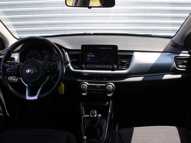 KIA Stonic 1.0 T-GDi MHEV DynamicLine | Airco | Navi | Camera | Cruise | 15" LM | All season | PDC |