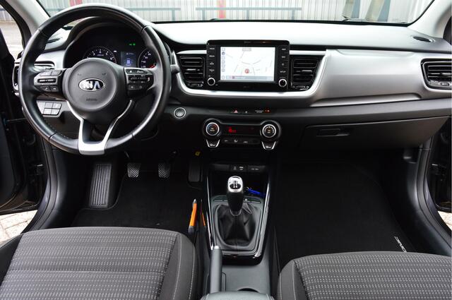 KIA Stonic 1.0 T-GDi DynamicPlusLine O.a: Clima, Navi, Cruise, Carplay, Camera, Rijklaar, Etc. All-in prijs!