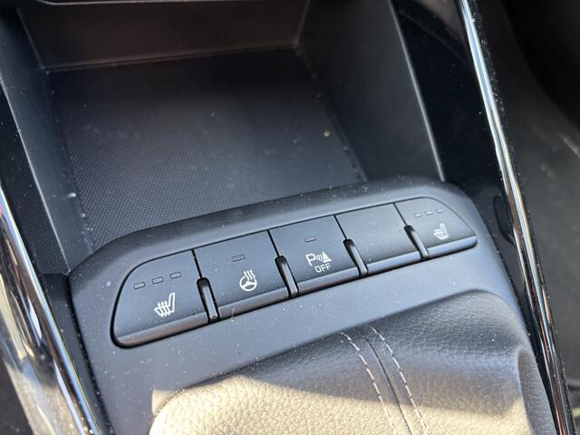 KIA Stonic 1.2 MPi DynamicPlusLine Camera / Carplay / Stoelverwarming