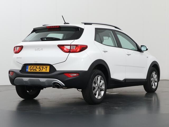 KIA Stonic 1.0 T-GDi MHEV DynamicLine | Apple Carplay / Android Auto | Parkeercamera | Airco | Cruise Control