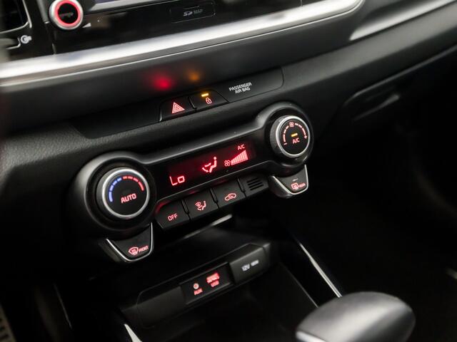KIA Stonic 1.0 T-GDi Platinum Edition Automaat 120Pk (APPLE CARPLAY, CAMERA, LEDEREN SPORTSTOELEN, STOEL/STUURVERWARMING, GETINT GLAS, NIEUWE APK, NIEUWSTAAT)
