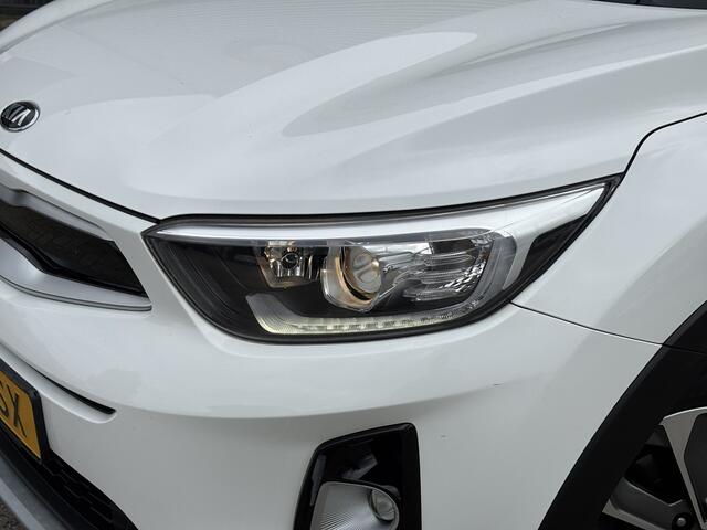 KIA Stonic 1.0 T-GDi ExecutiveLine / Afneembare Trekhaak / Lederen Bekleding / Stoelverwarming / Stuurverwarming / Camera /