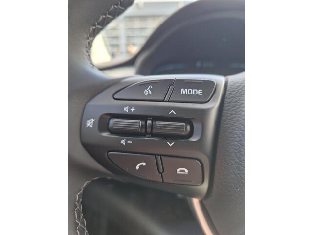 KIA Stonic DynamicLine 1.0 T-GDi MHEV (100pk) | Camera | Lichtmetalen velgen | Carplay | Climate control