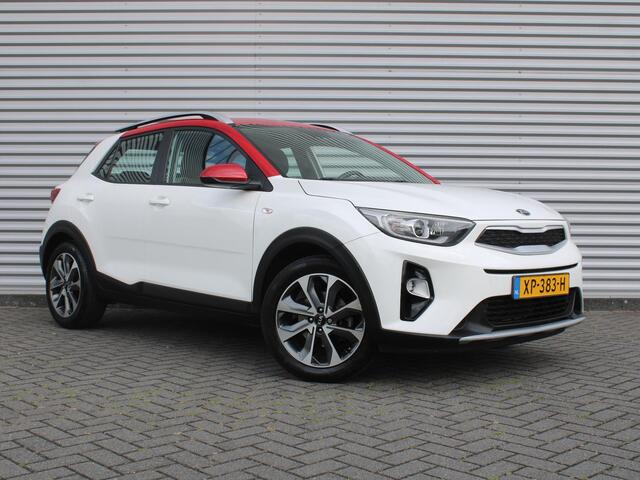 KIA Stonic 1.0 T-GDi DynamicLine | Trekhaak | Clima | Cruise | 17" LM | PDC | Navi | Camera |