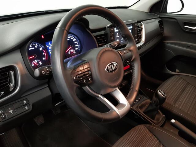 KIA Stonic 1.0 T-GDi DynamicLine Climate Control Navigatie Stoelverwarming Privacy Glass Lichtmetalen velgen