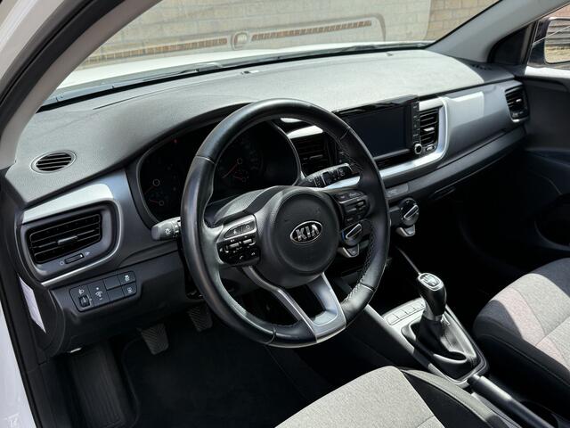 KIA Stonic 1.0 T-GDi DynamicLine | Camera | LM | PDC |