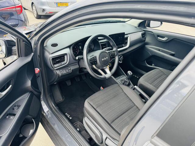 KIA Stonic 1.0 T-GDi MHEV DynamicLine Airco | Cruise | Camera | Navi via AppleCarplay & AndroidAuto