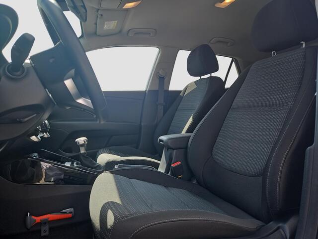 KIA Stonic 1.0 T-GDi MHEV DynamicPlusLine Automaat | Camera | LMV | Cruise | Navi | LED | Stoel- en Stuurverwarming | Privacy Glass | Apple Carplay & Android Auto |